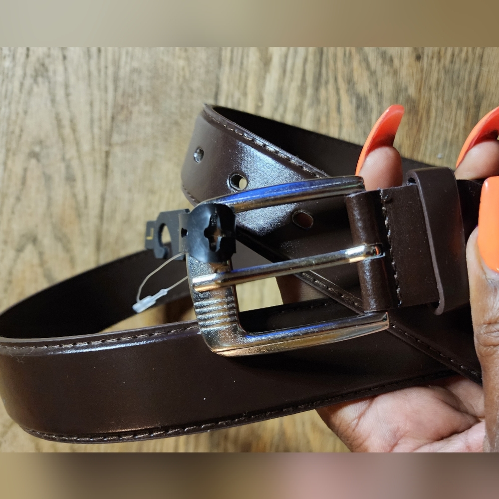 Sz Large 38-40 Sophos brown genuine leather belt.  New